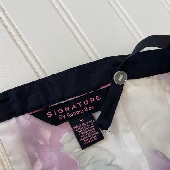 NWOT Signature by Robbie Bee Silk Cream & Purple Floral Lace Hem Dress Size 10 - Picture 6 of 6